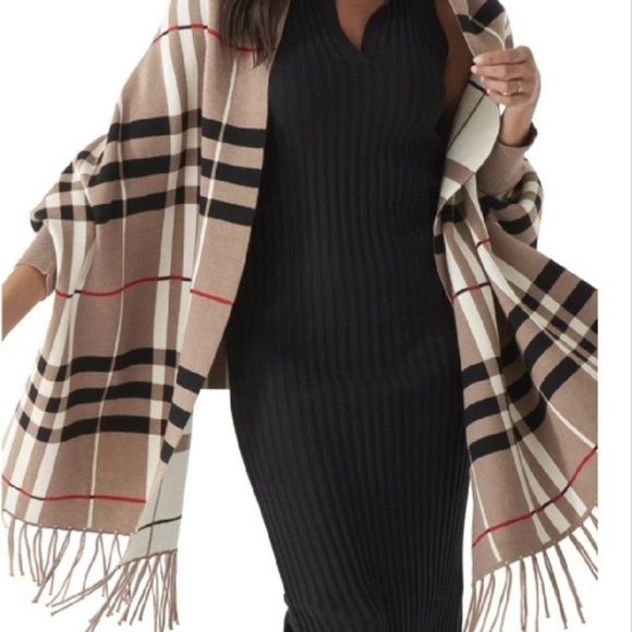 Plaid Wrap with Sleeves Taupe & Cream Black - Picture 1 of 2